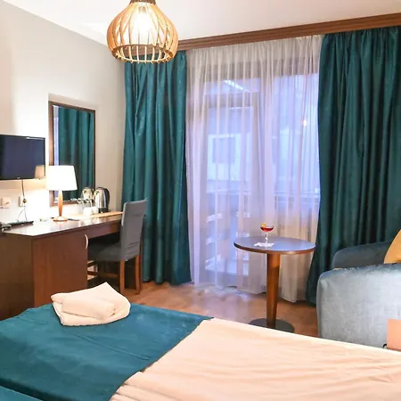 Hotel Ida 3*