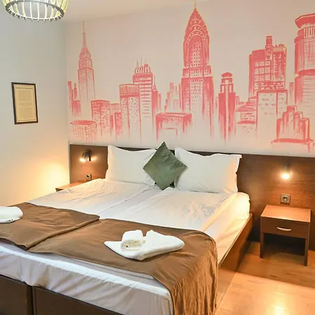 Ida Hotel