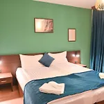 Hotell Ida 3*
